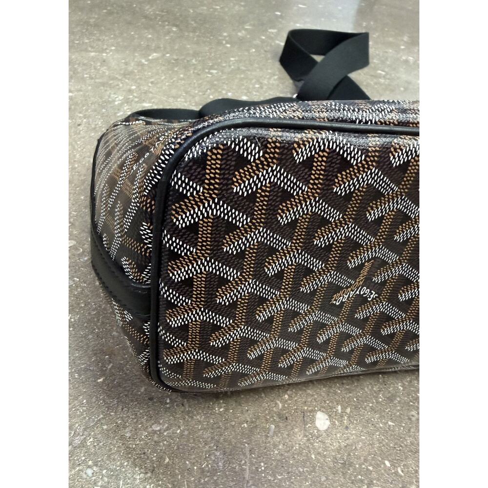 Goyard Capetien MM Black Messenger Bag - Picture 10 of 16
